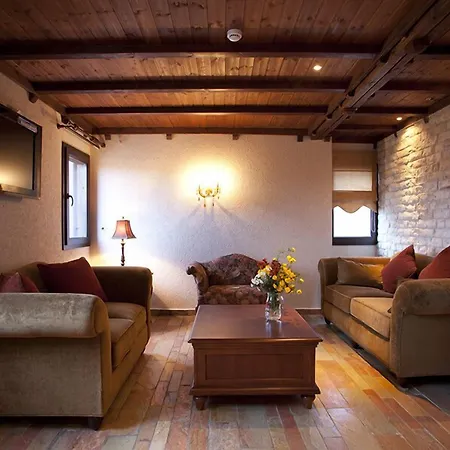 Refanidis Natural Luxury 4* Áno Poróïa