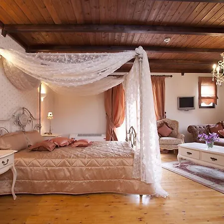 Refanidis Natural Luxury